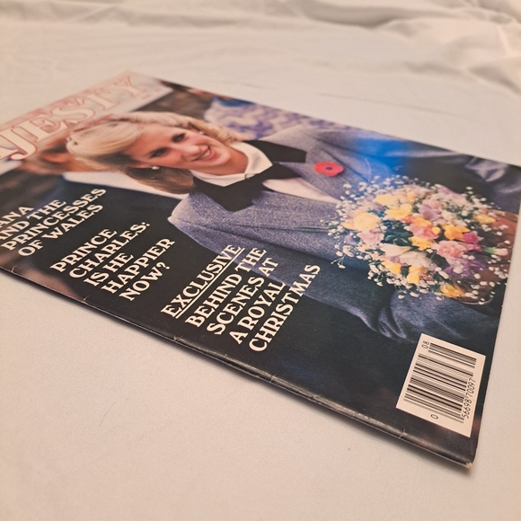 Majesty Magazine Volume 5 No 8 December 1984 Printed In England Royal Family - Picture 3 of 9